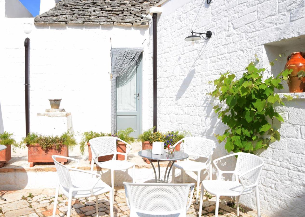 Corte Trullo Sovrano B&B Αλμπερομπέλο Εξωτερικό φωτογραφία